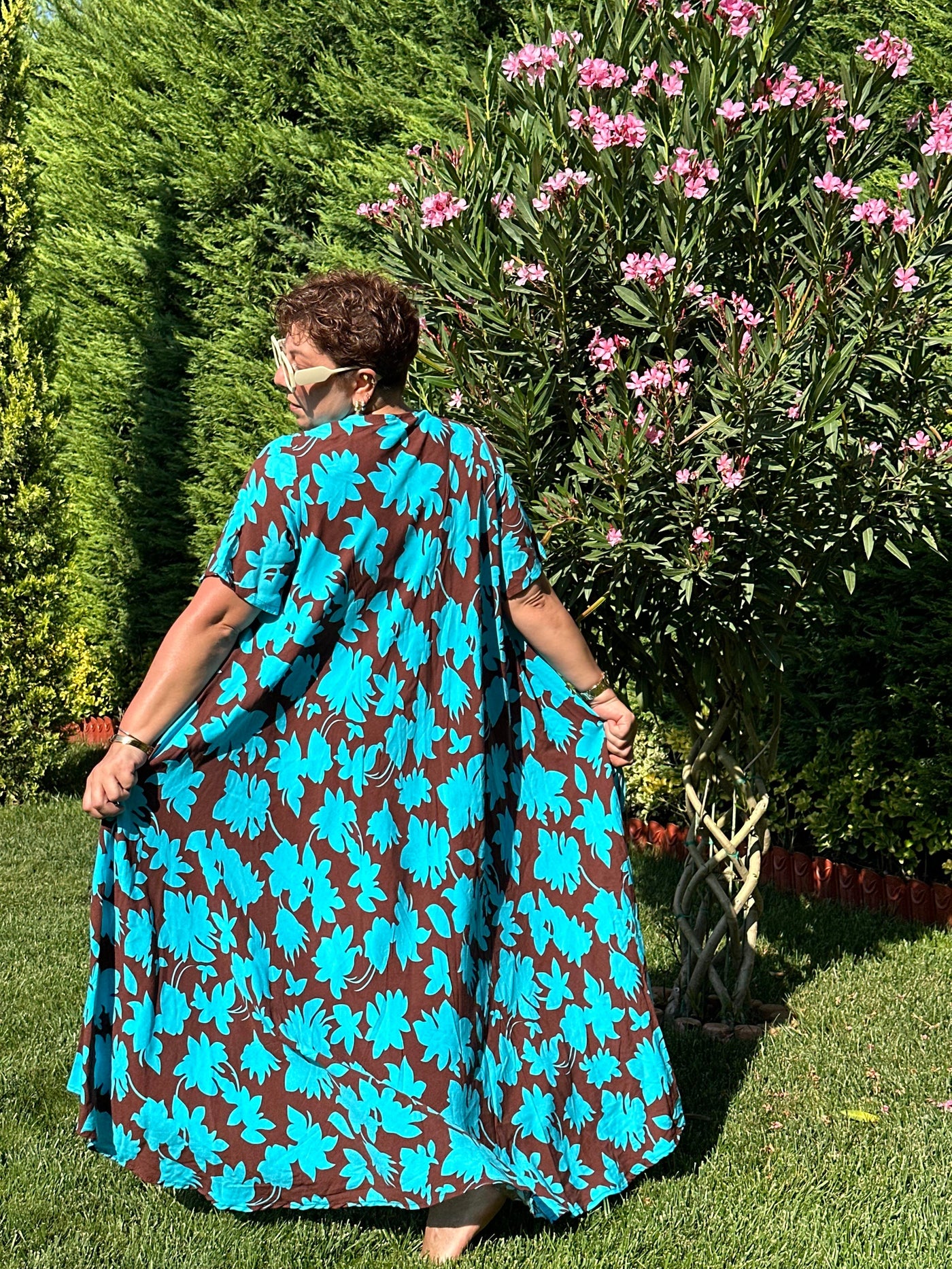 Leaf - Plus size tummy control maxi dress